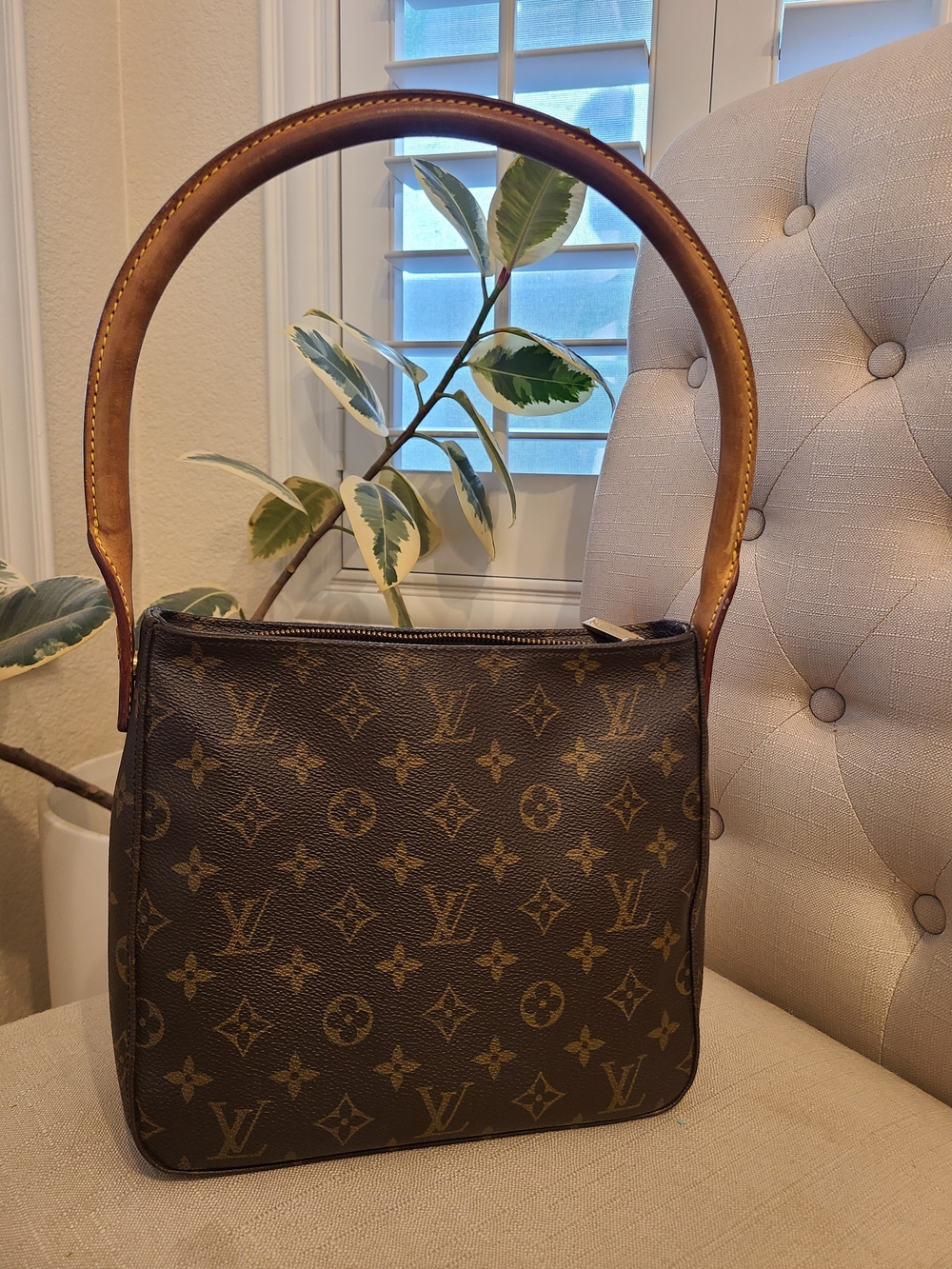 Louis Vuitton Looping, MM